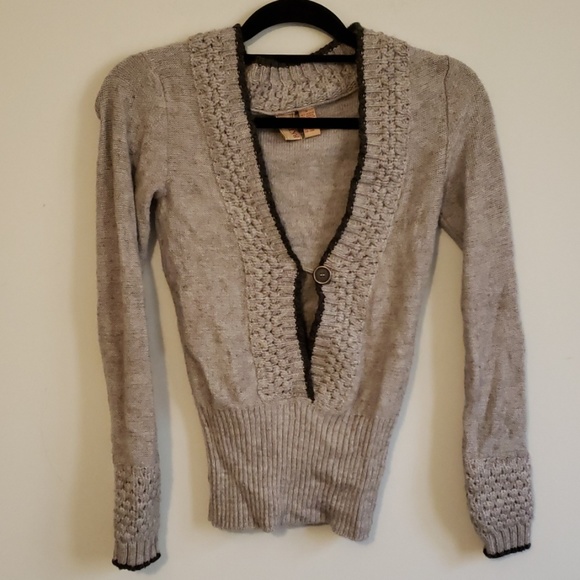 Sweater - Picture 2 of 3